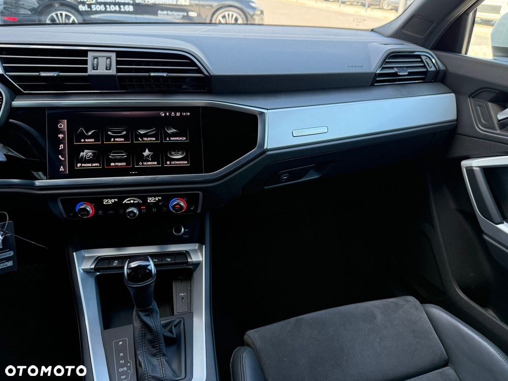 Audi Q3 - 18