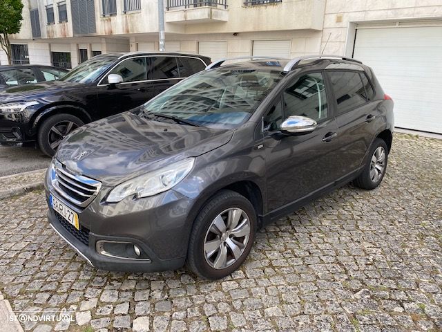 Peugeot 2008 1.2 PureTech Style - 1