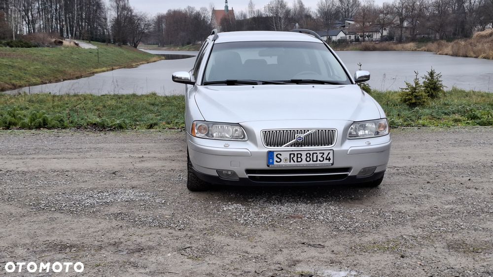 Volvo V70 2.4 Silver Edition - 17