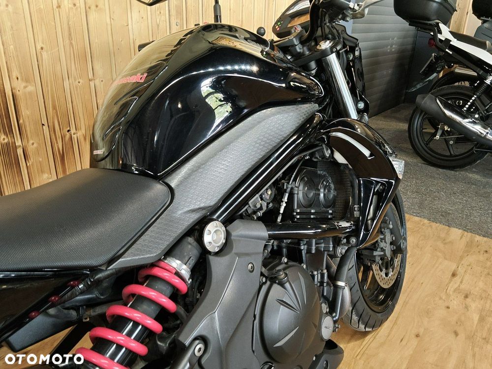 Kawasaki ER - 25