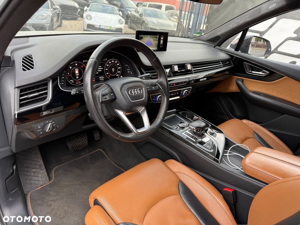 Audi Q7 - 14