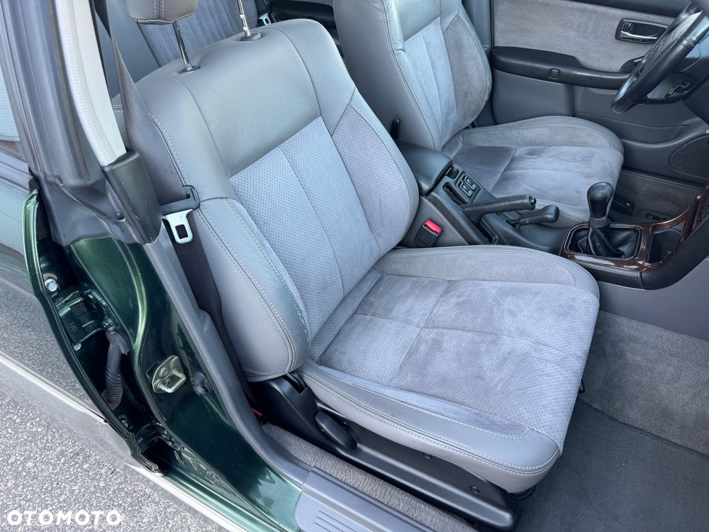 Subaru Outback 2.5 16v 4x4 - 16