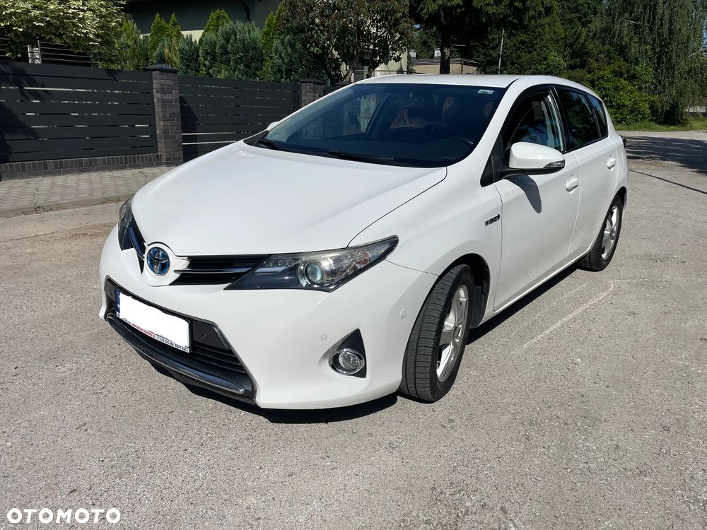 Toyota Auris - 1
