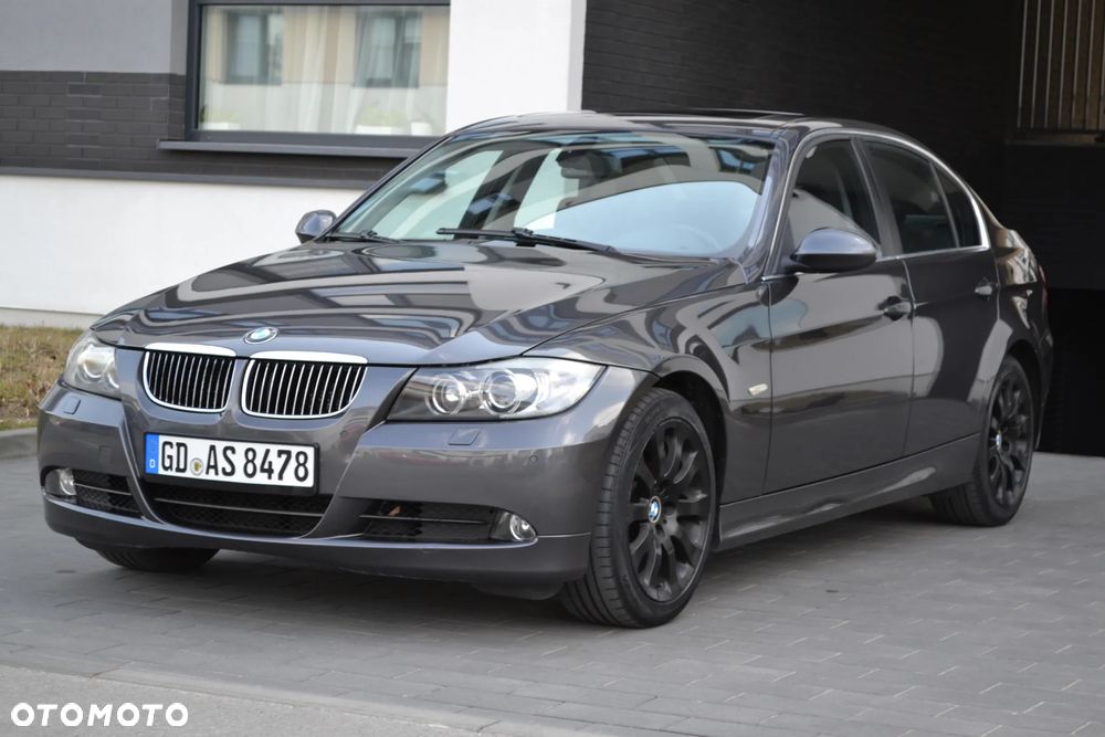 BMW Seria 3 325i - 17
