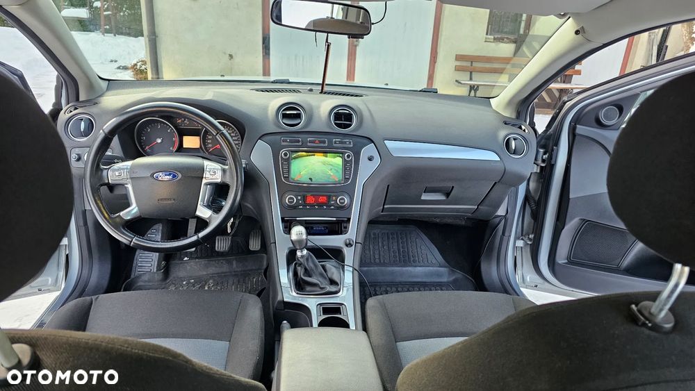 Ford Mondeo 2.0 TDCi Titanium - 11