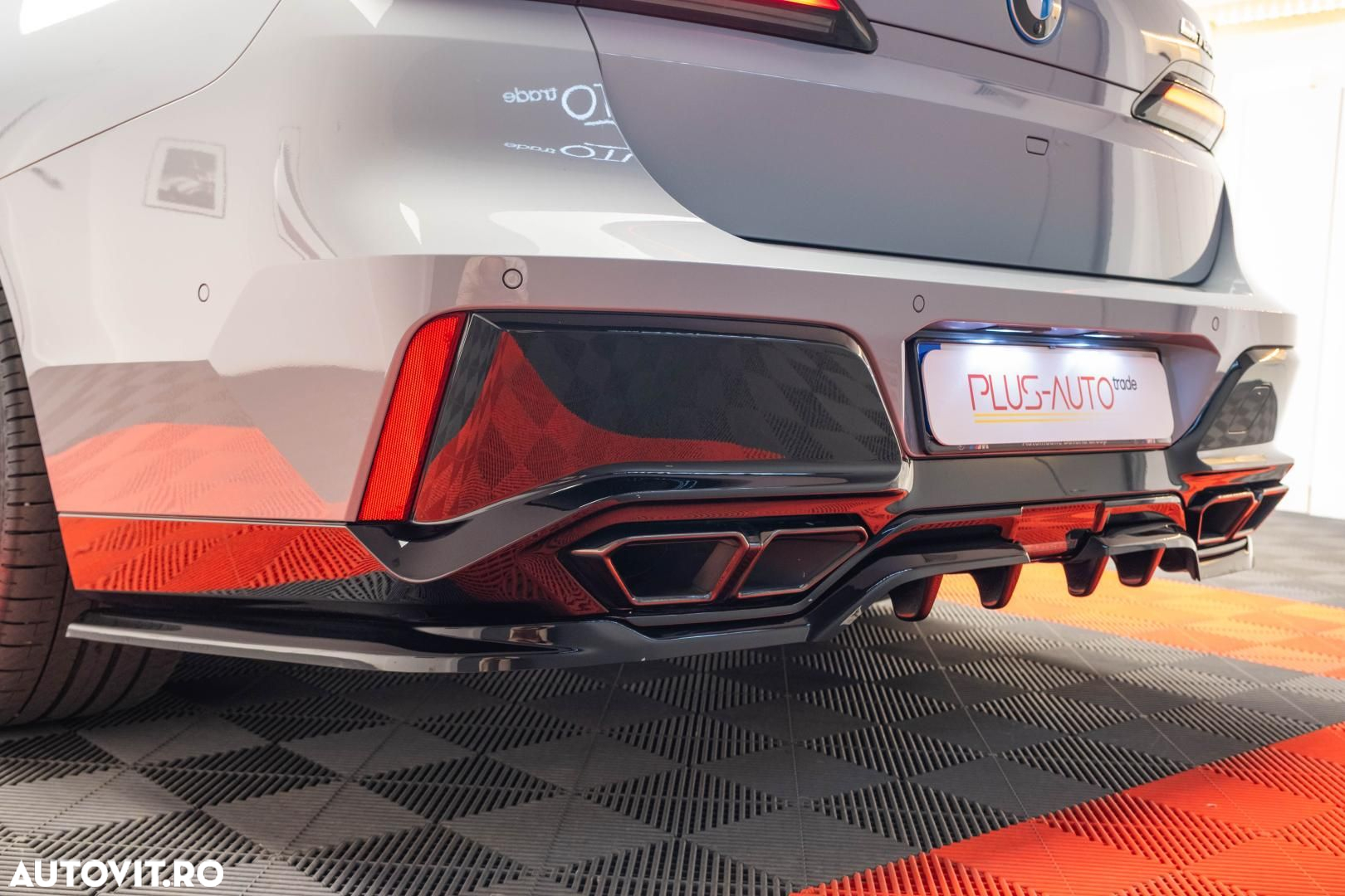 BMW Seria 7 - 18
