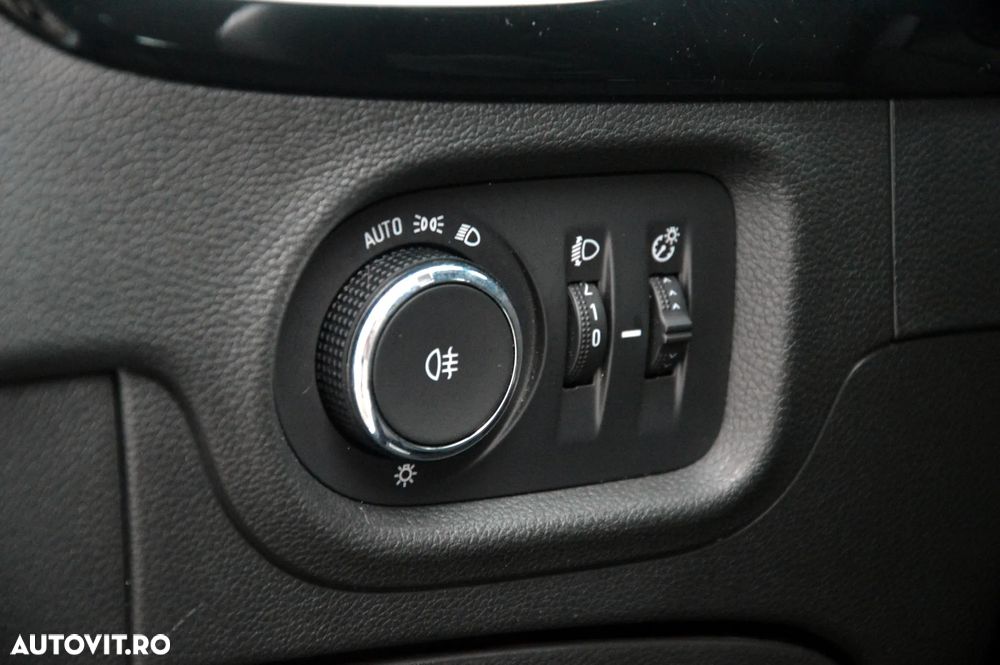Opel Astra 1.5 D Start/Stop Automatik Elegance - 26