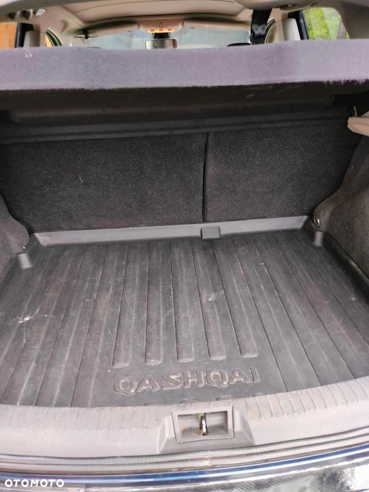 Nissan Qashqai - 23