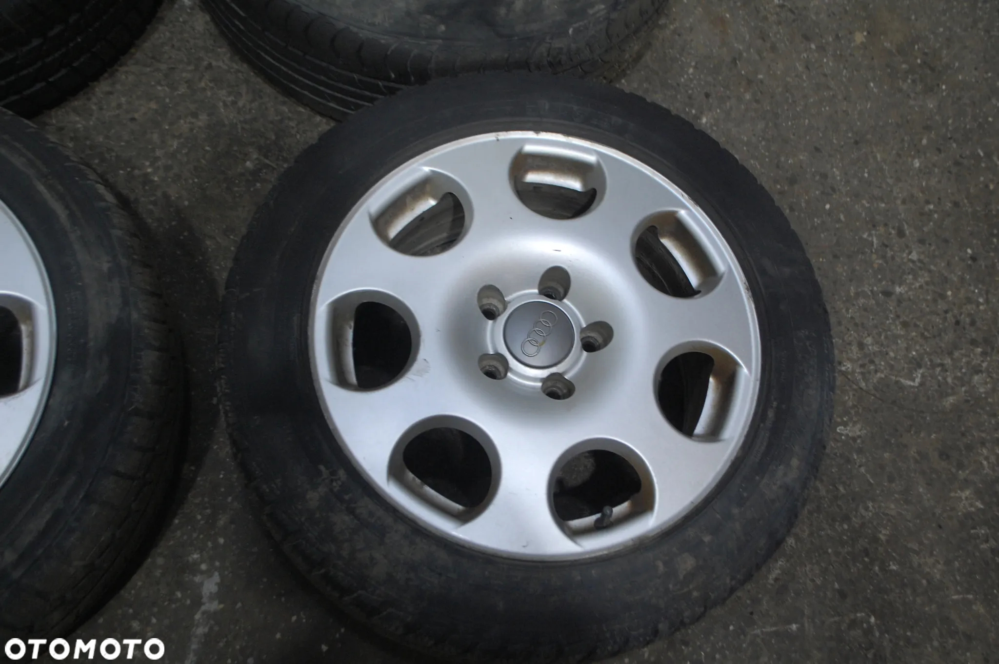 KOŁA ALUFELGI 8E0601025F 205/55R16 5X112 ET42 7J AUDI A4 B6 B7 AUDI A3 - 11