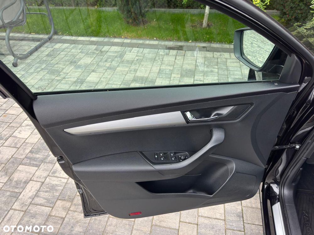 Skoda Karoq 1.5 TSI ACT 4x2 Ambition DSG - 9