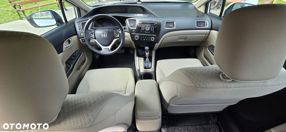 Honda Civic 1.8 Executive - 14