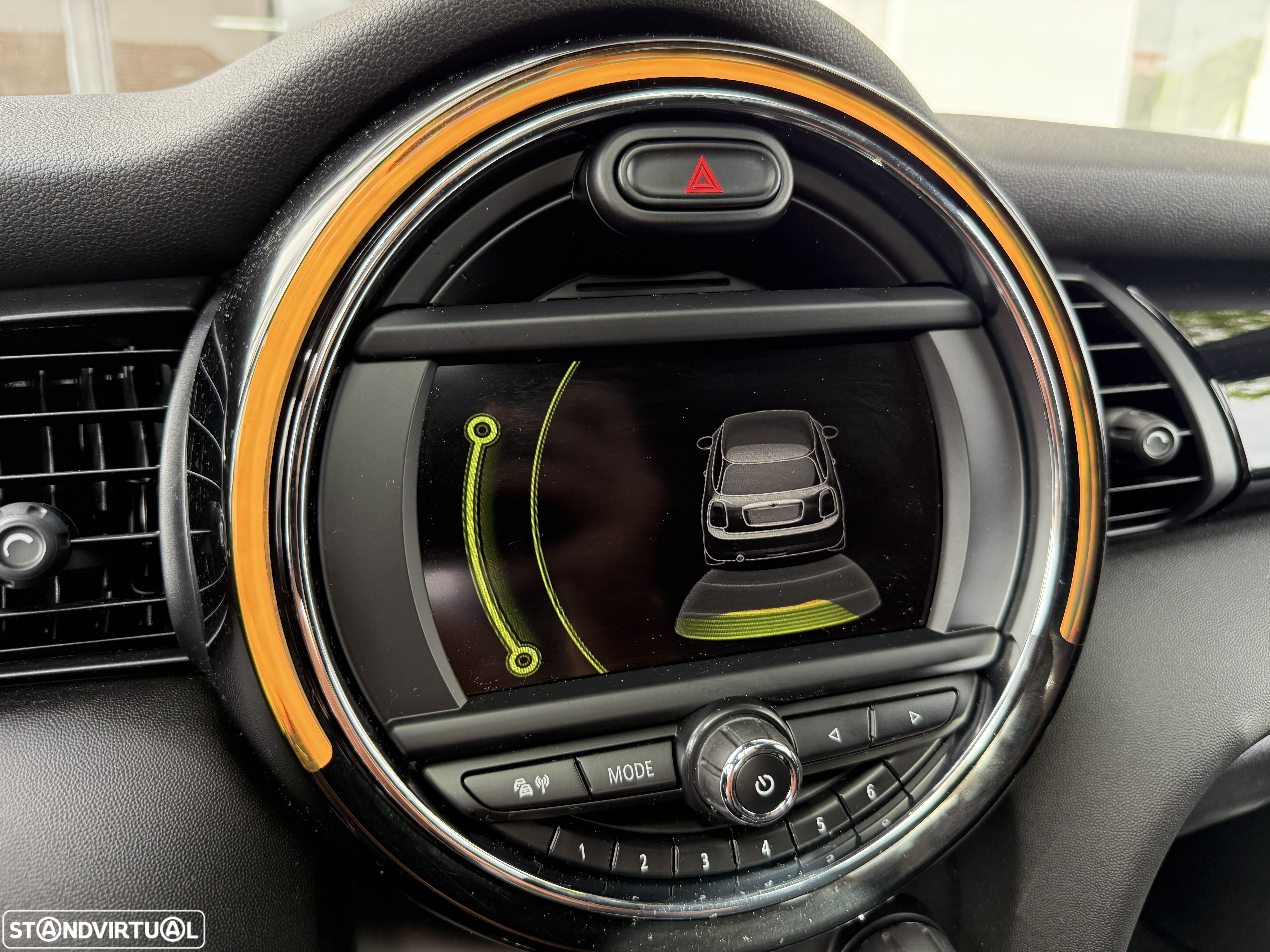MINI 3 Portas Cooper D - 28