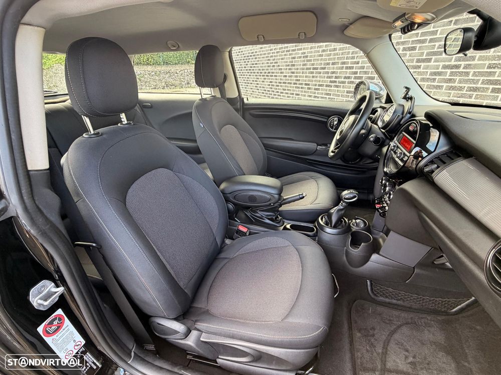 MINI 3 Portas Cooper D Aut. Seven - 13