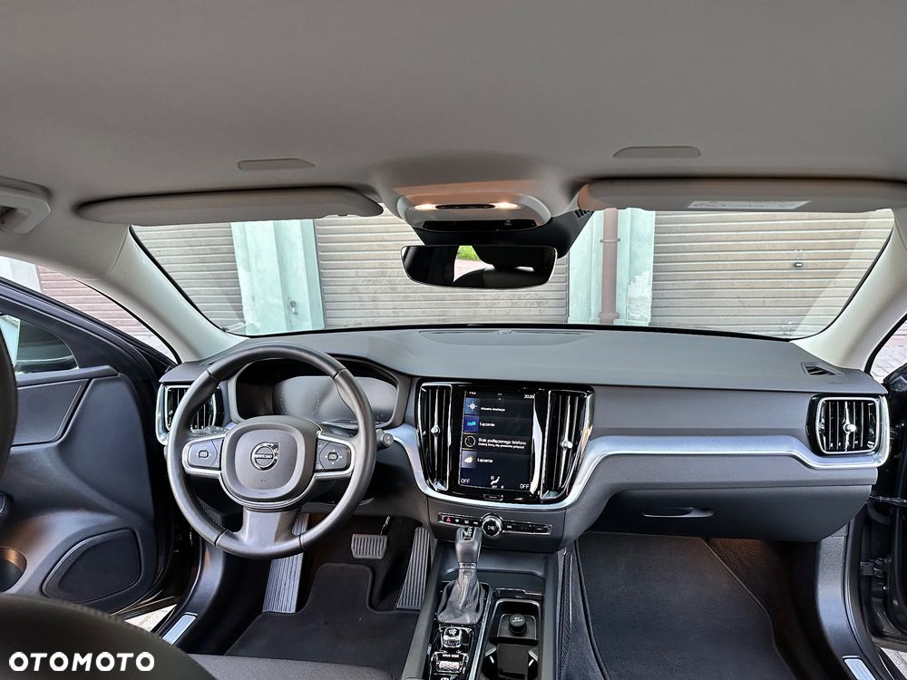 Volvo V60 D4 Geartronic Momentum Pro - 9