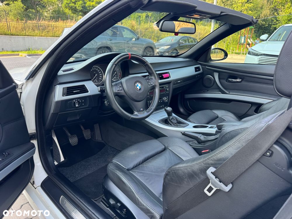 BMW Seria 3 320d - 24
