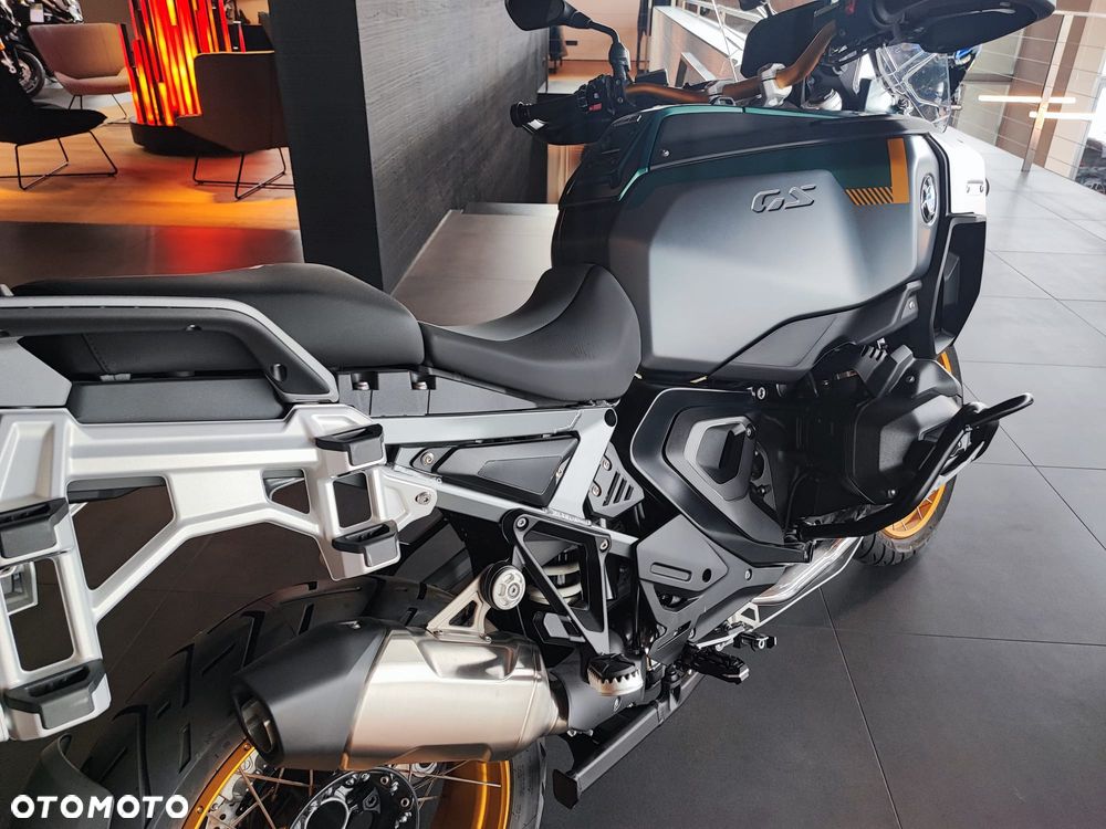 BMW R - 19