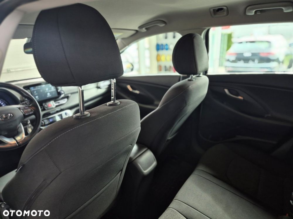 Hyundai i30 1.5 T-GDI 48V Comfort DCT - 18