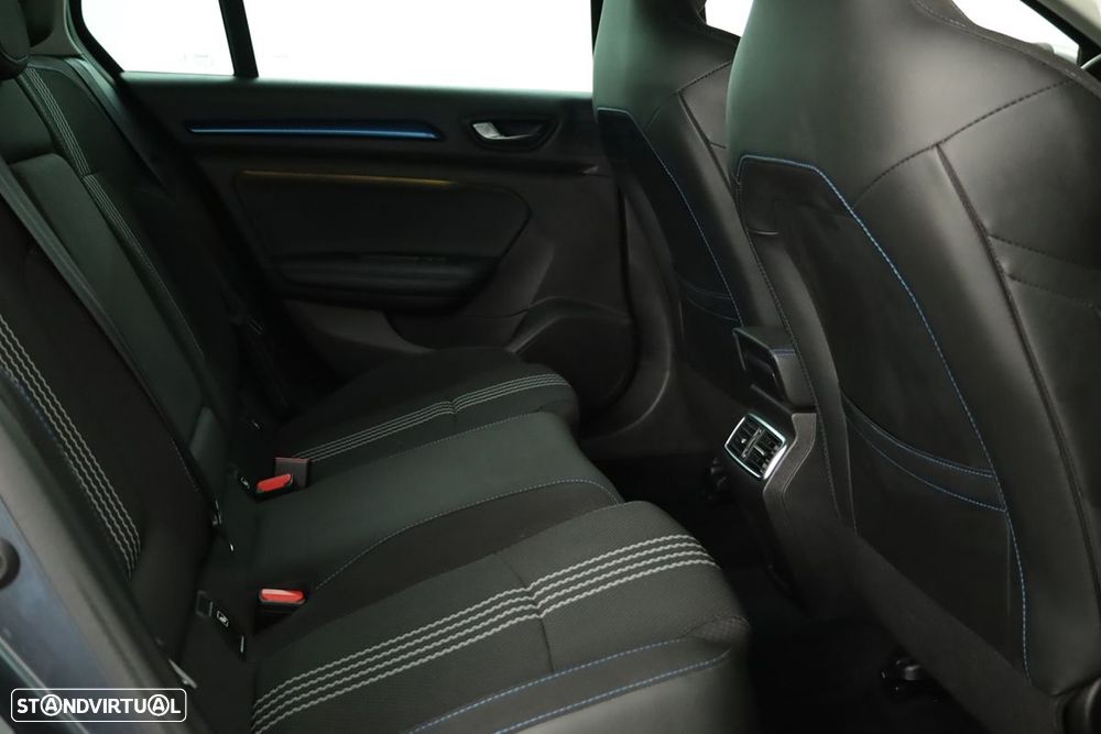 Renault Mégane Sport Tourer 1.3 TCe GT Line - 23