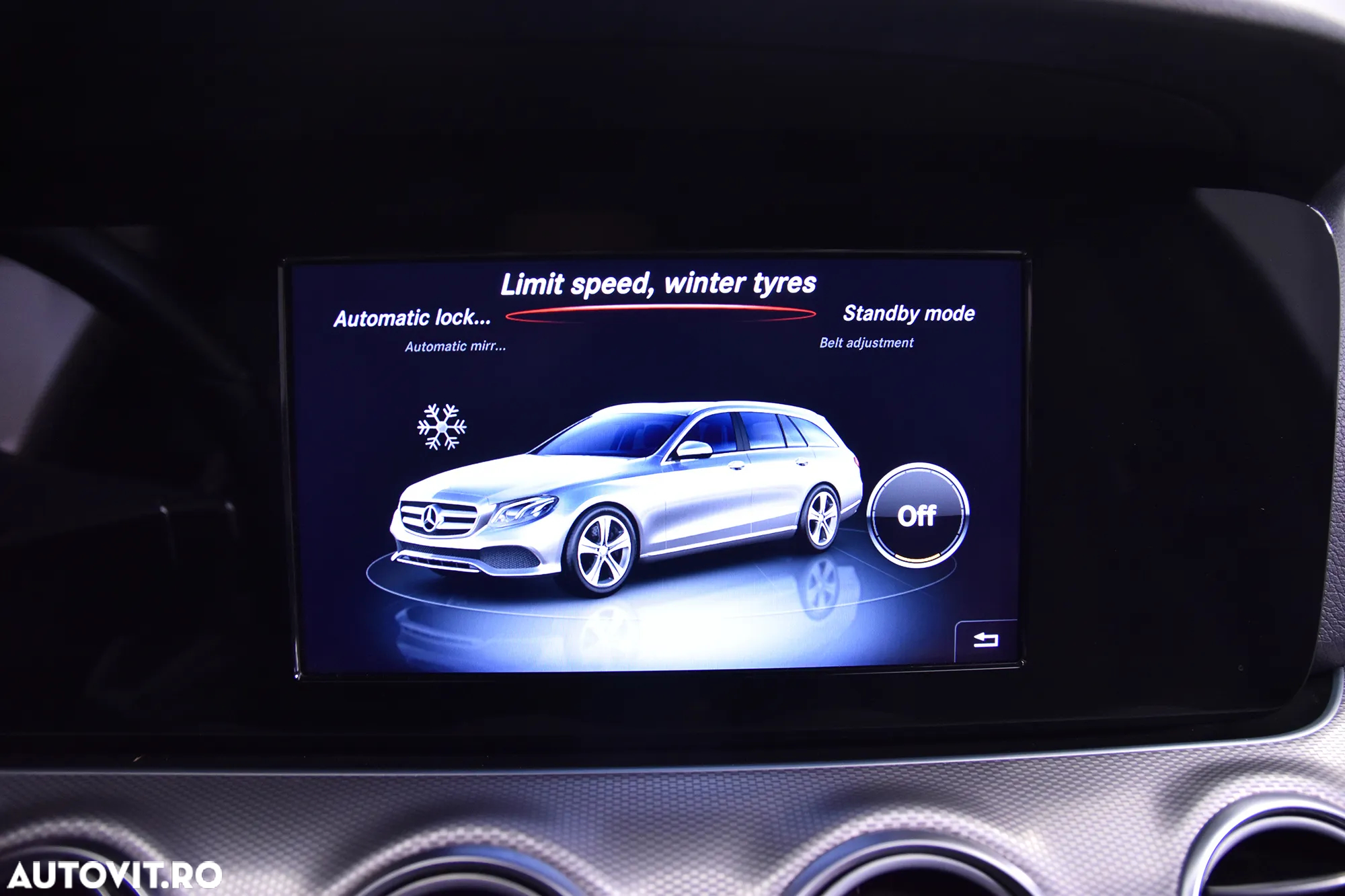 Mercedes-Benz E 220 d 4Matic T 9G-TRONIC - 22