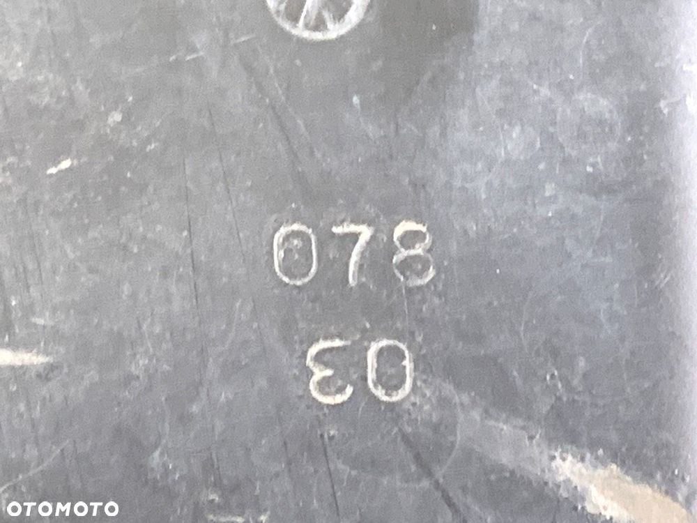 BELKA ZDERZAKA PRZÓD  VW PASSAT B5.5 (3B3) 2000 - 2005 1.8 T 20V 110 kW [150 KM] benzyna 2000 - - 4