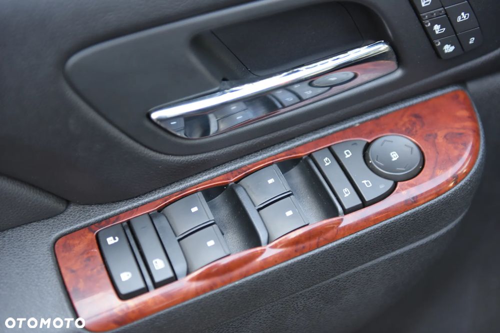 Chevrolet Avalanche - 17
