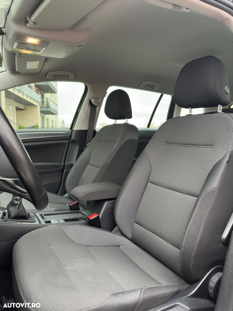Volkswagen Golf 1.6 TDI SCR Comfortline - 6