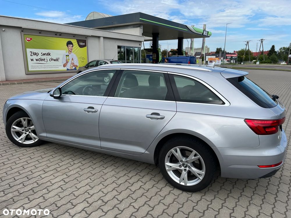 Audi A4 Avant 2.0 TDI S tronic design - 4