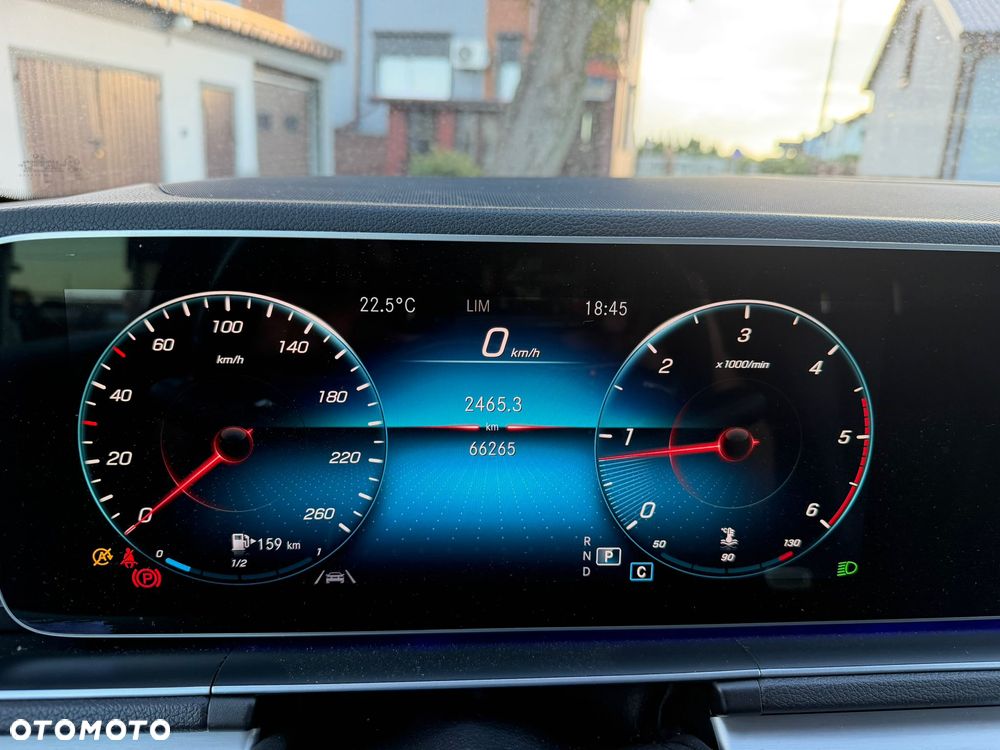 Mercedes-Benz GLE - 12