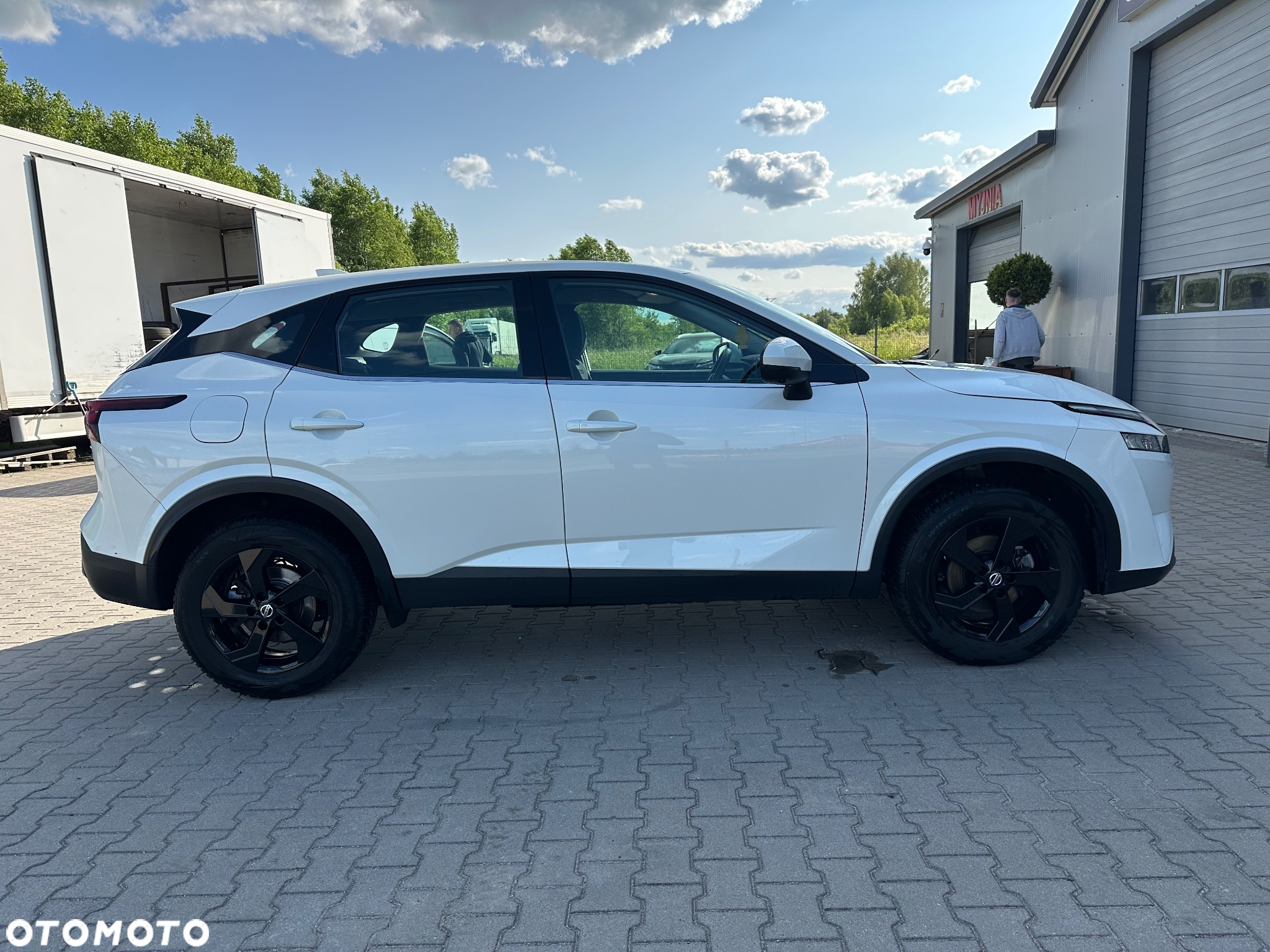 Nissan Qashqai 1.3 DIG-T mHEV Acenta - 4