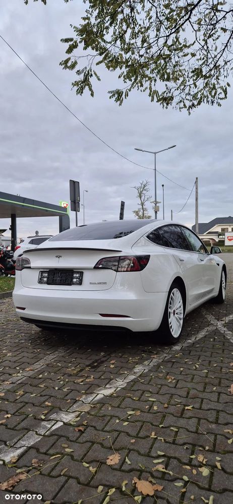 Tesla Model 3 - 18