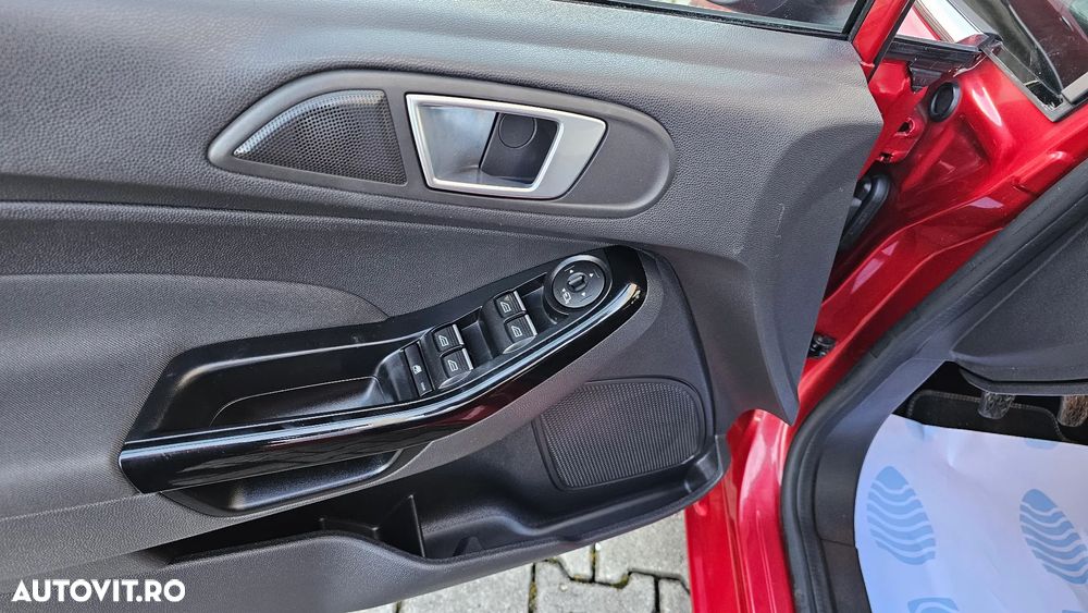 Ford Fiesta 1.0 EcoBoost Start-Stop Titanium - 20