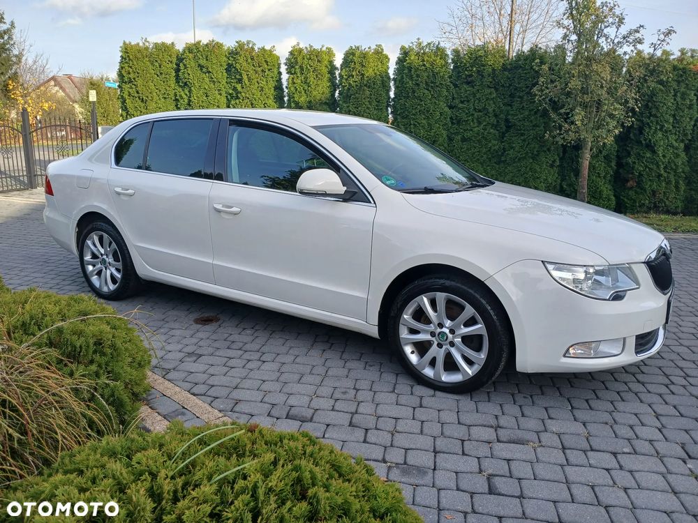Skoda Superb Combi 2.0 TDI Elegance - 7