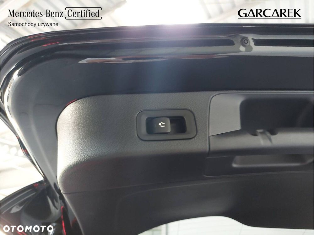 Mercedes-Benz GLB 200 4-Matic AMG Line 8G-DCT - 15