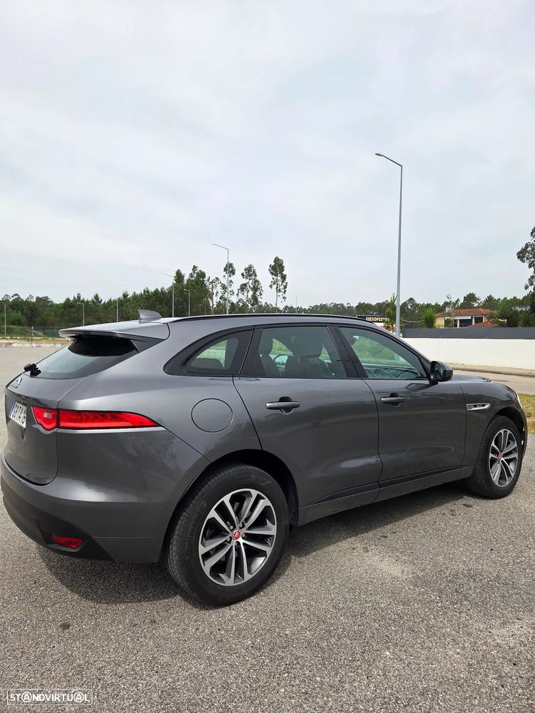Jaguar F-Pace 2.0 i4D R-Sport Aut. - 2