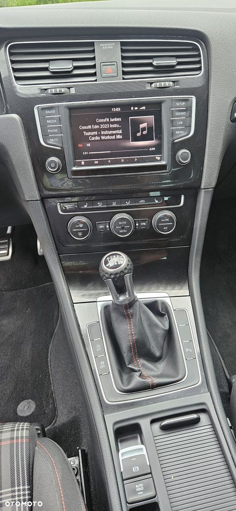 Volkswagen Golf 2.0 TSI BMT GTI Performance - 15