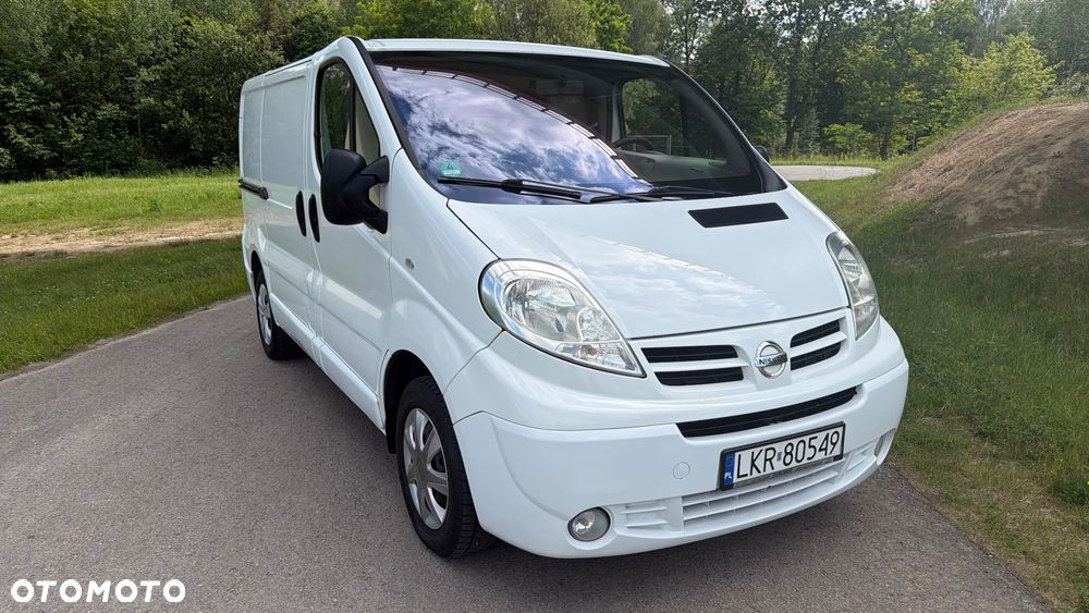 Nissan Primaster - 9