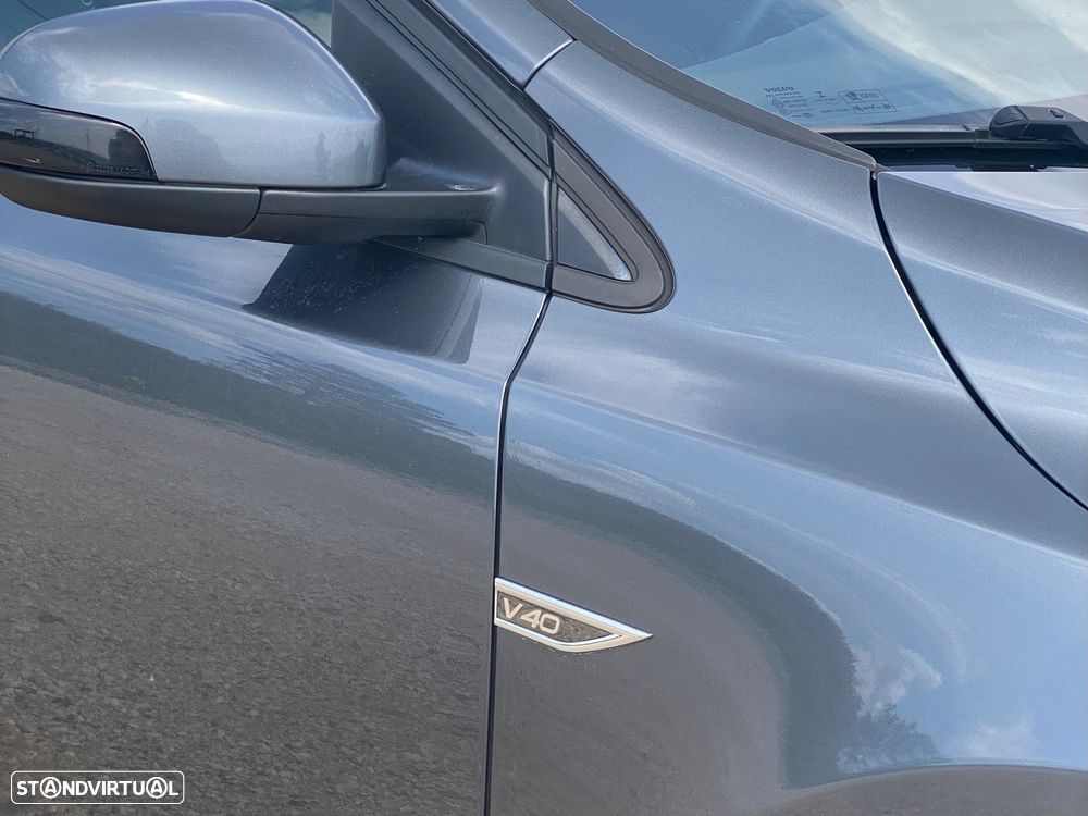 Volvo V40 D2 - 7