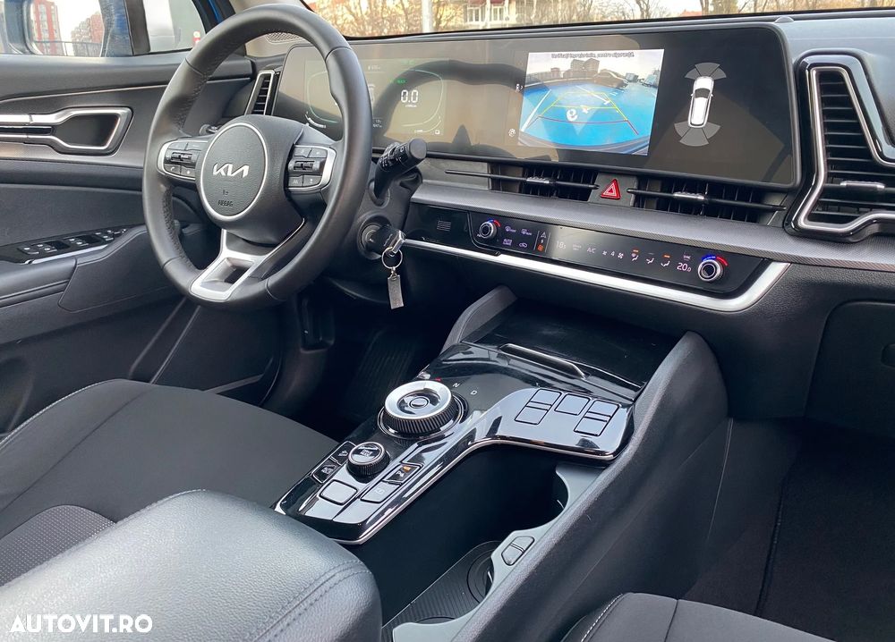 Kia Sportage 1.6 T-GDI HEV 6AT 4x2 Business Line - 4