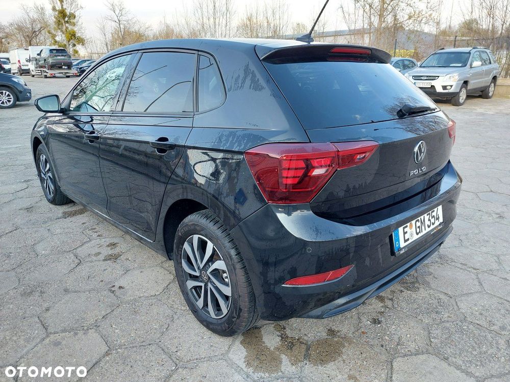 Volkswagen Polo - 8