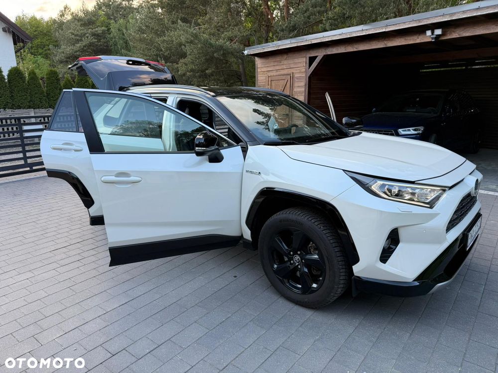 Toyota RAV4 - 9