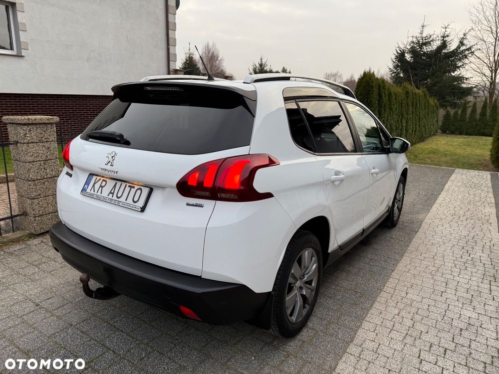 Peugeot 2008 BlueHDi 100 STOP & START Active - 4