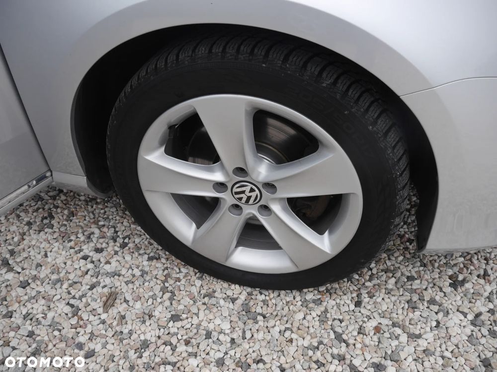 Volkswagen Passat 2.0 TDI BlueMotion Technology Highline - 26