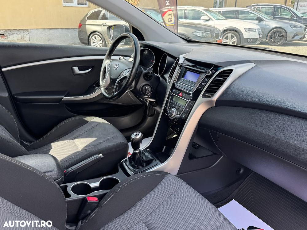 Hyundai i30 - 13