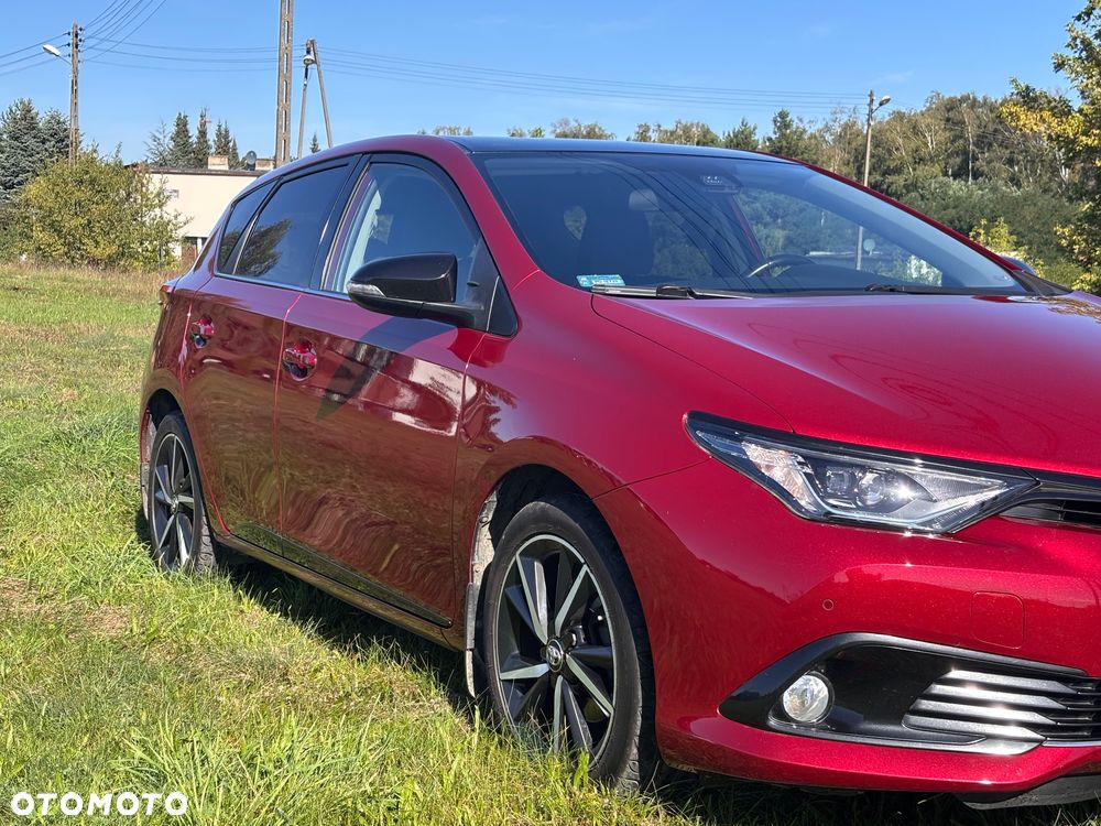 Toyota Auris 1.6 Selection - 3