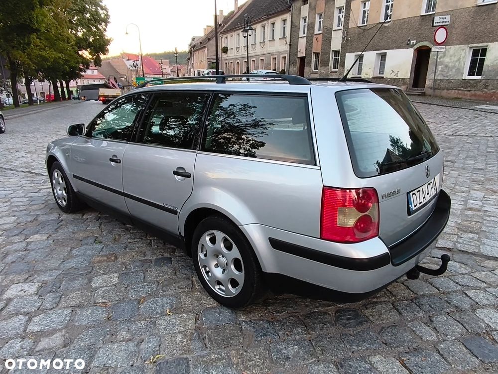 Volkswagen Passat 2001 photo 3