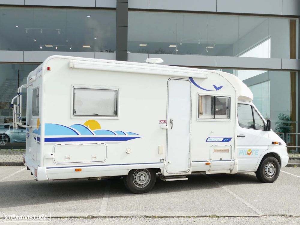 Pilote Pacific 72 Autosuficiente c/ gerador etanol - 18