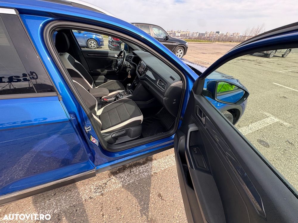 Volkswagen T-Roc - 19