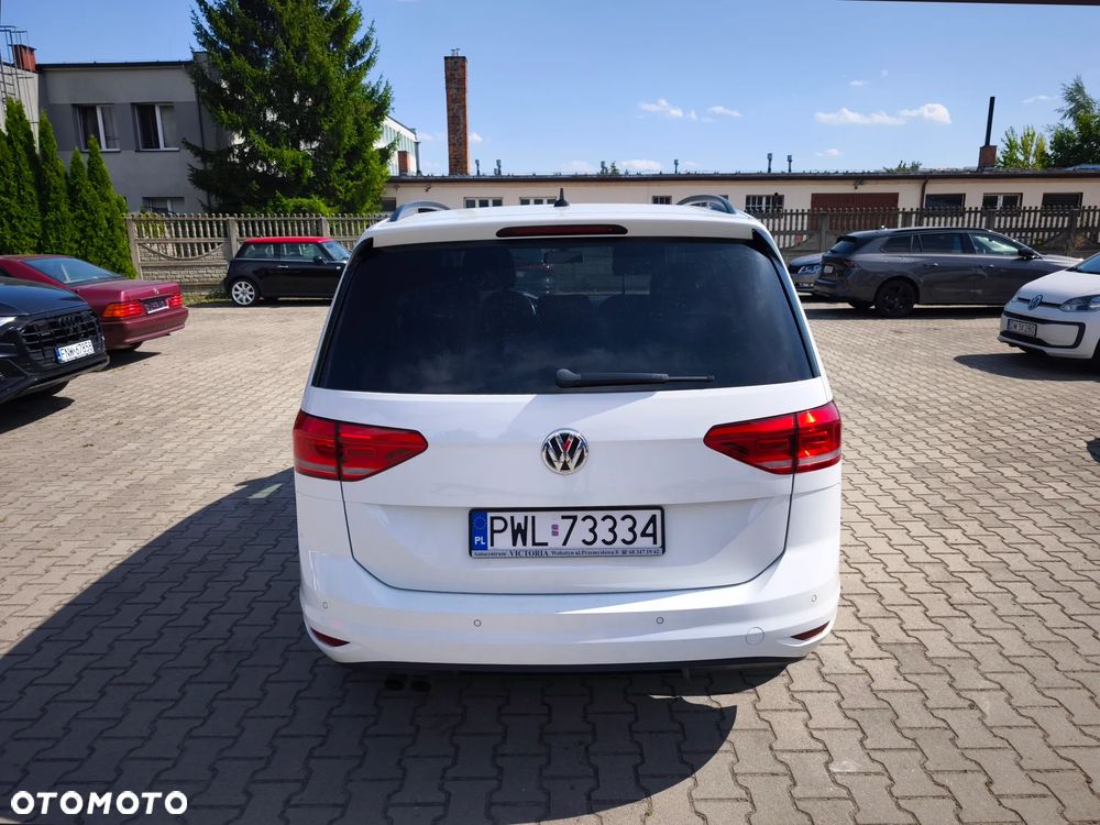 Volkswagen Touran 1.4 TSI BMT Comfortline - 6