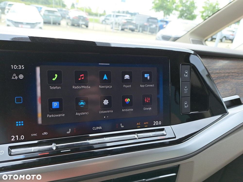 Volkswagen Multivan - 23