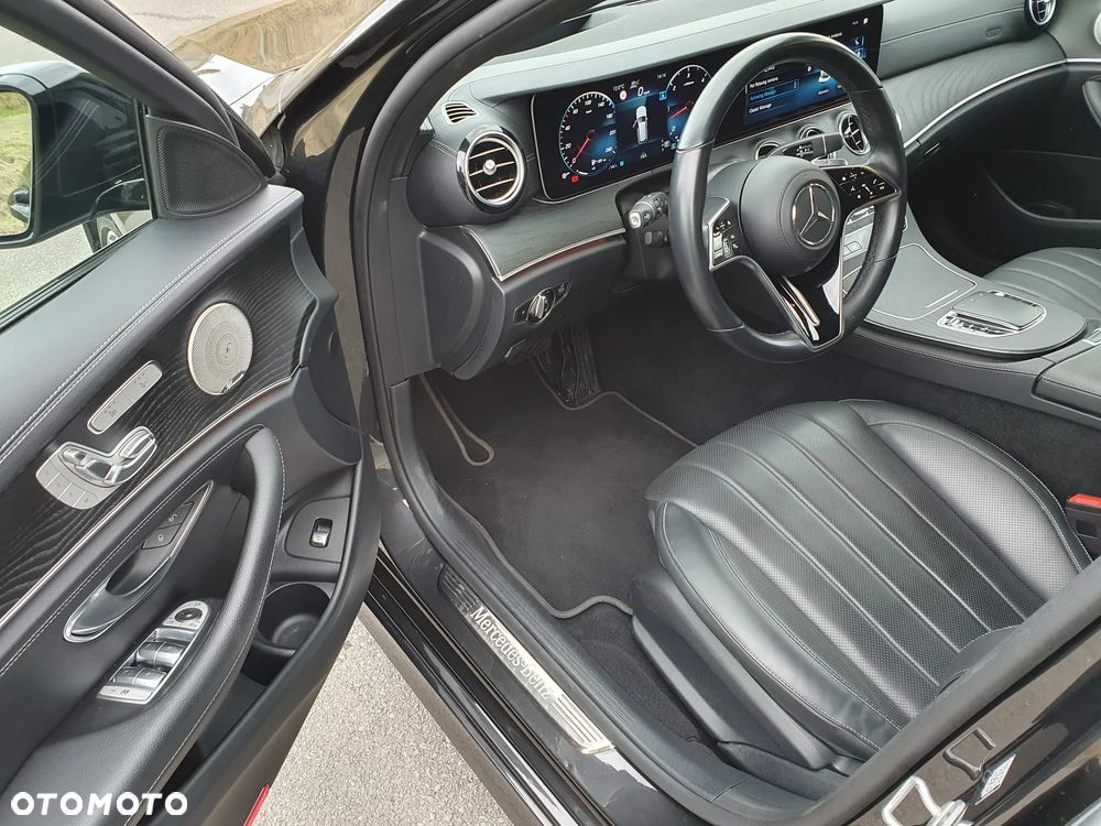 Mercedes-Benz Klasa E 400 d 4Matic 9G-TRONIC AMG Line - 18